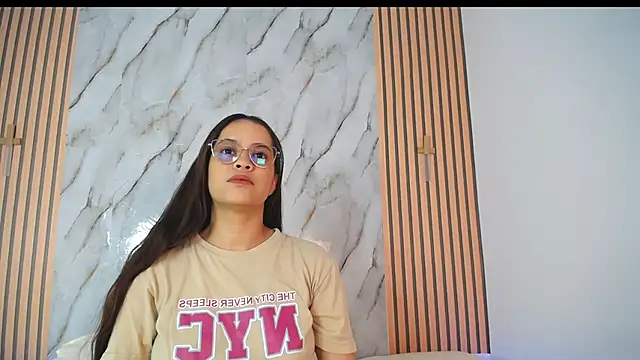 Snapshot of PiaGelvez chatting on 1, 12, 2025 PiaGelvez online show from 1, 12, 2025