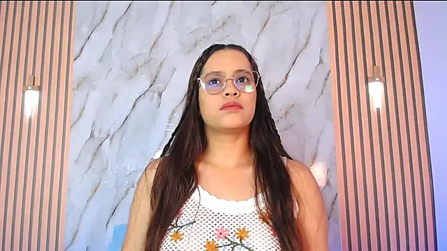 Snapshot of PiaGelvez chatting on 21, 11, 2025 PiaGelvez online show from 21, 11, 2025