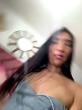 Snapshot of kathalinahornyxxx chatting on 5, 10, 2025 kathalinahornyxxx online show from 5, 10, 2025