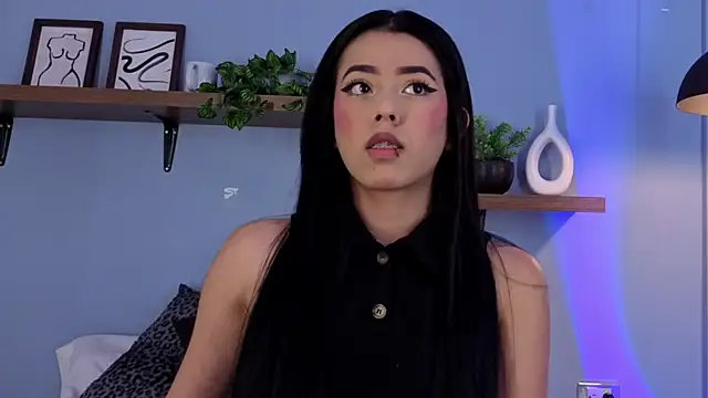 Snapshot of Megan_Ritz chatting on 24, 11, 2025 Megan Ritz online show from 24, 11, 2025