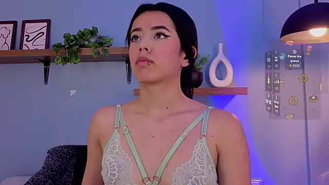 Snapshot of Megan_Ritz chatting on 21, 11, 2025 Megan Ritz online show from 21, 11, 2025