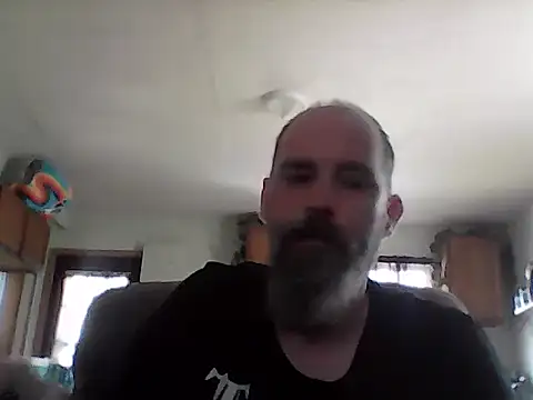 crazyheratic8 online show from 8, 4, 2026