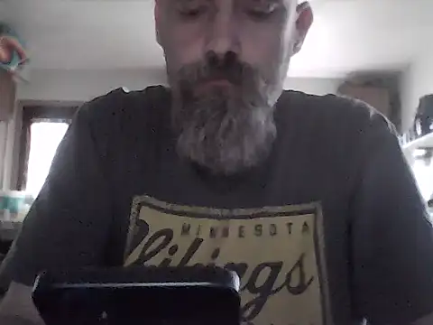 crazyheratic8 online show from 11, 4, 2026