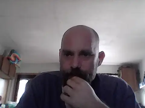 crazyheratic8 online show from 13, 4, 2026