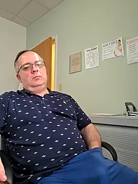 Snapshot of Iceman69696 chatting on 30, 4, 2026 Iceman69696 online show from 30, 4, 2026