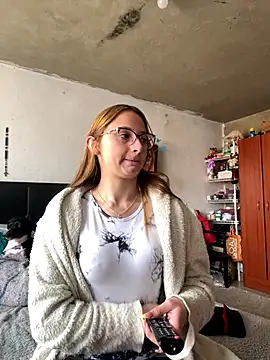 imariahot online show from 2, 10, 2025
