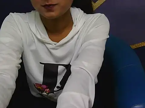 shiny-krisha online show from 27, 10, 2025