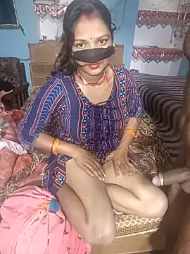 Neelam-baby1 online show from 15, 11, 2025