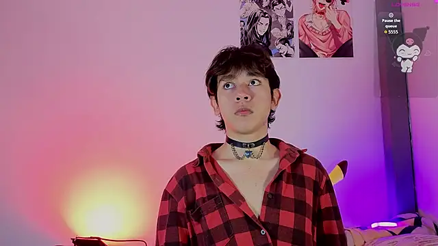 Snapshot of Darcy_and_Stolas chatting on 12, 10, 2025 Darcy and Stolas online show from 12, 10, 2025