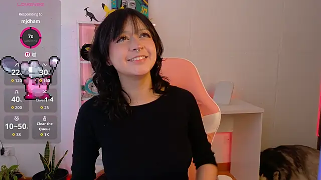 Snapshot of Sallie_Doll chatting on 21, 10, 2025 Sallie Doll online show from 21, 10, 2025