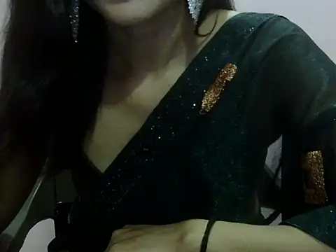 Snapshot of Laila_Cute chatting on 7, 6, 2026 Laila Cute online show from 7, 6, 2026