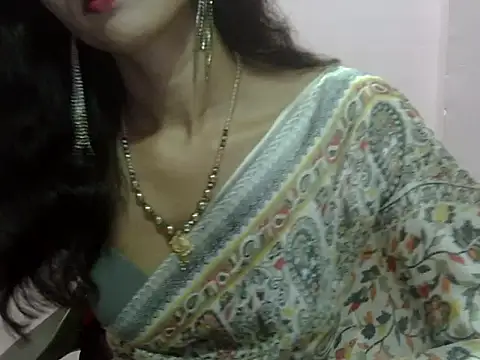 Laila Cute online show from 8, 7, 2026
