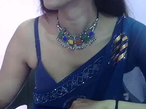 Snapshot of Laila_Cute chatting on 15, 5, 2026 Laila Cute online show from 15, 5, 2026