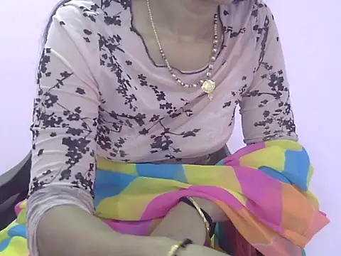 Laila Cute online show from 4, 4, 2026