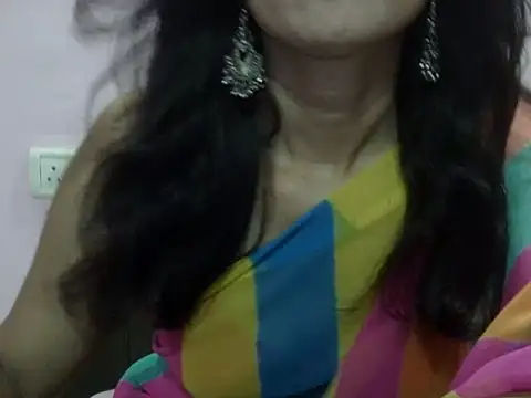 Snapshot of Laila_Cute chatting on 11, 6, 2026 Laila Cute online show from 11, 6, 2026