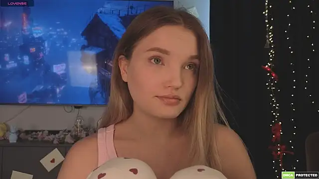 JulieLupo online show from 16, 4, 2026