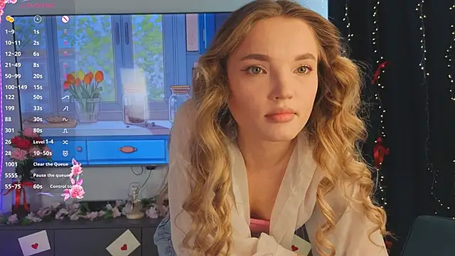 JulieLupo online show from 7, 3, 2026