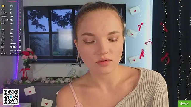 JulieLupo online show from 12, 3, 2026