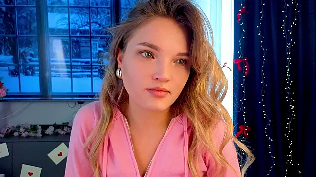 JulieLupo online show from 22, 2, 2026