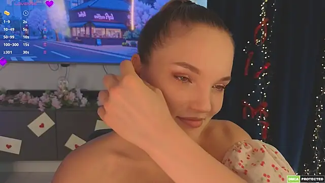 JulieLupo online show from 12, 4, 2026