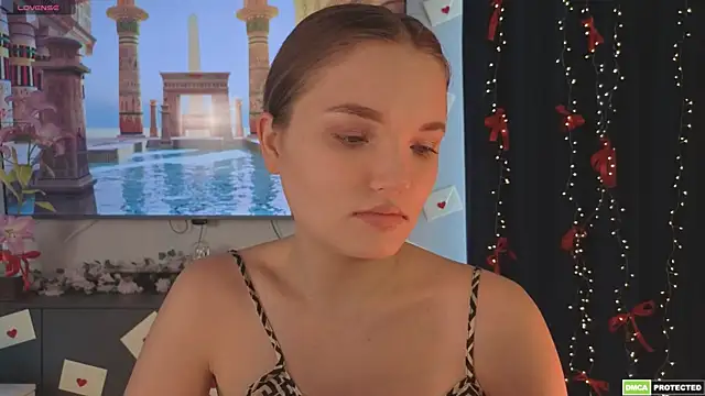 JulieLupo online show from 21, 4, 2026