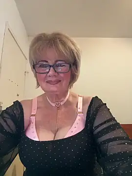 BoloshkaBlonda online show from 9, 6, 2026