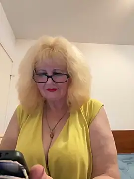 BoloshkaBlonda online show from 22, 10, 2025