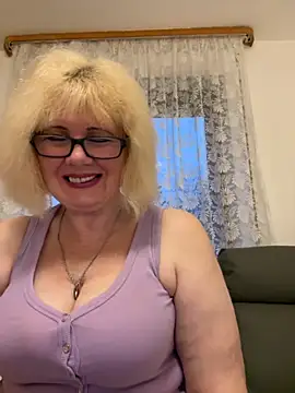 BoloshkaBlonda online show from 17, 11, 2025