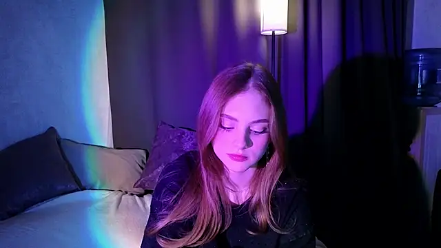 Snapshot of midnightMaya chatting on 15, 10, 2025 midnightMaya online show from 15, 10, 2025