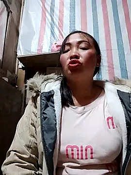 Minkine022 online show from 7, 2, 2026