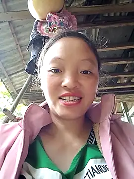 Snapshot of Minkine022 chatting on 27, 10, 2025 Minkine022 online show from 27, 10, 2025