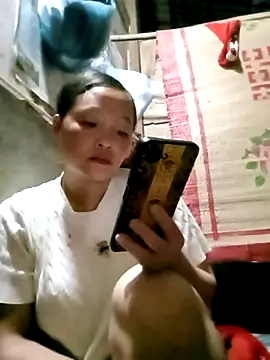 Snapshot of Minkine022 chatting on 8, 10, 2025 Minkine022 online show from 8, 10, 2025