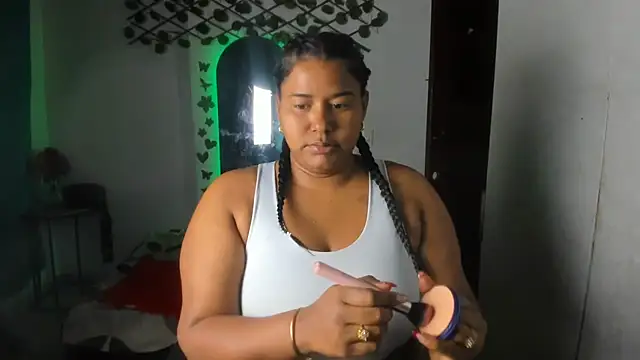 Ebony luna online show from 8, 7, 2026