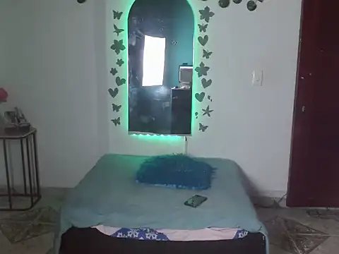 Ebony luna online show from 20, 12, 2025