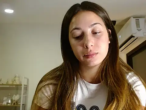 poppysinclair online show from 14, 10, 2025