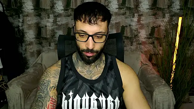 MasculineGuy99 online show from 10, 2, 2026