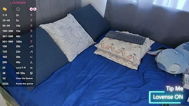 Snapshot of JARETHH chatting on 13, 11, 2025 JARETHH online show from 13, 11, 2025