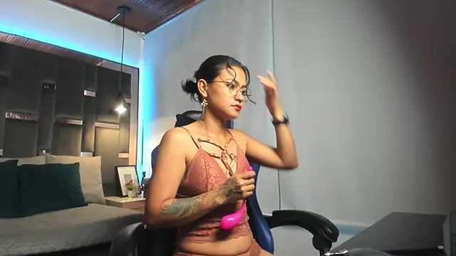 Sashapornxxx online show from 4, 10, 2025