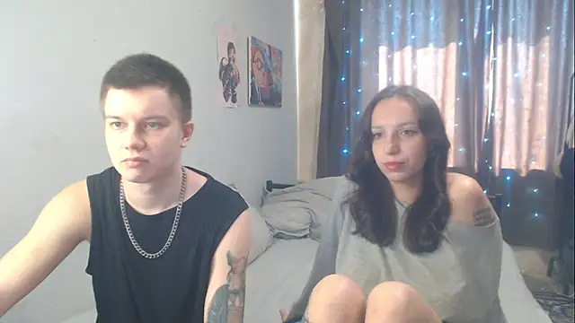 Snapshot of Mark_and_Wendy chatting on 4, 6, 2026 Mark and Wendy online show from 4, 6, 2026