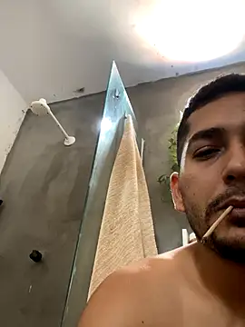 Du Corte83 online show from 1, 12, 2025