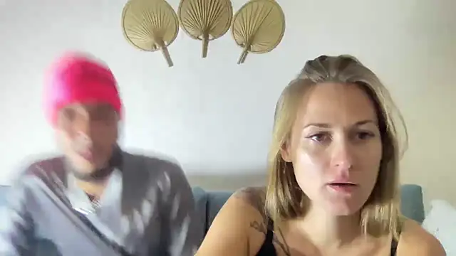 Snapshot of katslive chatting on 26, 10, 2025 katslive online show from 26, 10, 2025
