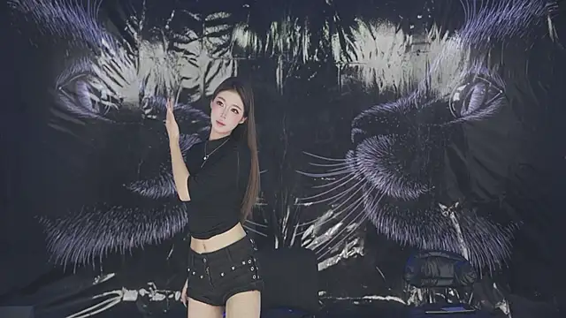 sweetgirls666 online show from 15, 5, 2026
