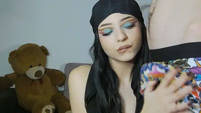 Dahliacruzz online show from 7, 3, 2026