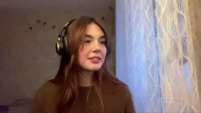 TeresitaLish online show from 7, 10, 2025
