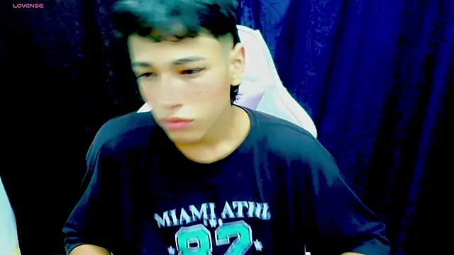 Snapshot of Im_david02 chatting on 1, 11, 2025 Im david02 online show from 1, 11, 2025