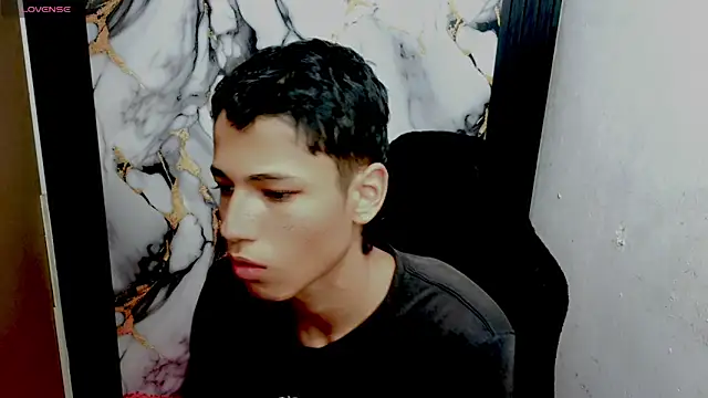 Snapshot of Im_david02 chatting on 21, 2, 2026 Im david02 online show from 21, 2, 2026