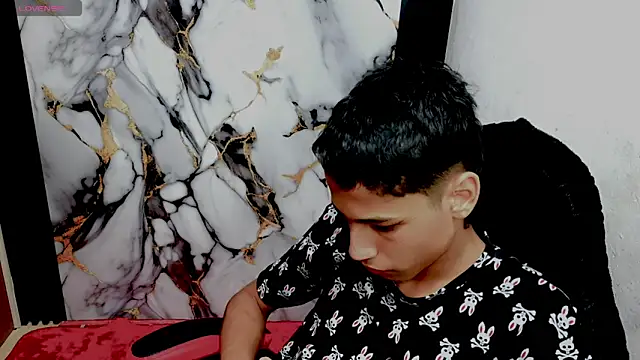 Snapshot of Im_david02 chatting on 11, 2, 2026 Im david02 online show from 11, 2, 2026