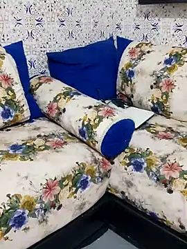 Rihame07 online show from 4, 11, 2025