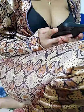 Rihame07 online show from 28, 10, 2025