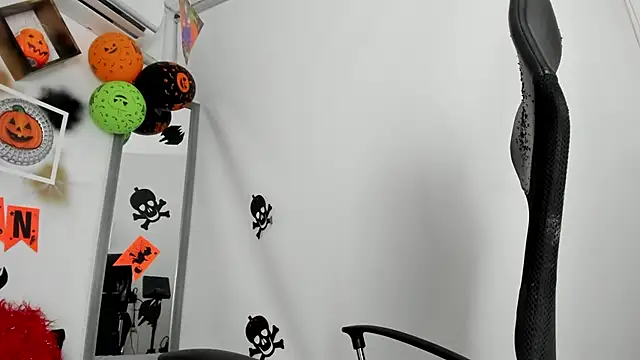 Snapshot of The_boy_dreams1 chatting on 27, 10, 2025 The boy dreams1 online show from 27, 10, 2025